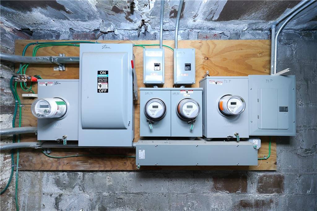 7616 18th Avenue Bensonhurst Brooklyn NY 11214