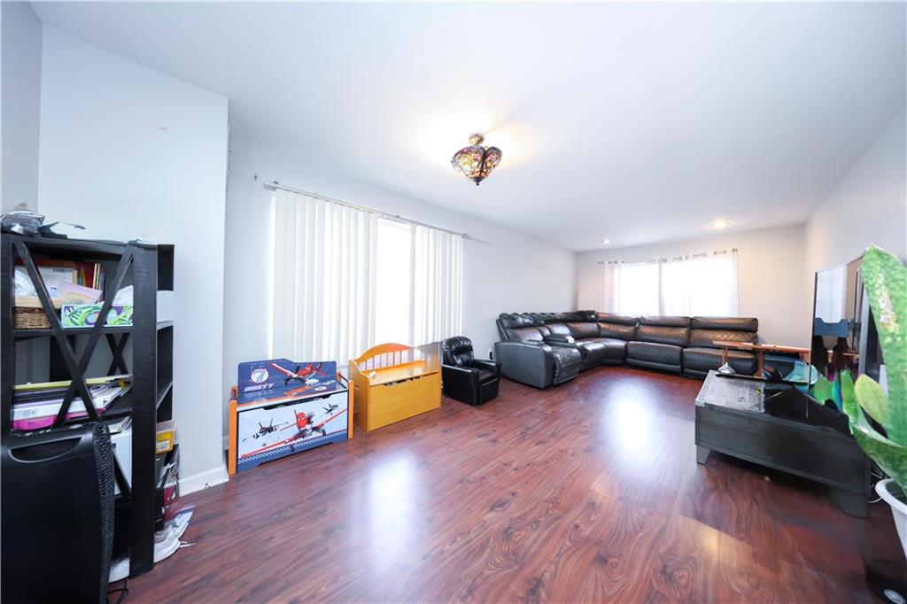 20A Buel Avenue Brooklyn NY 10304