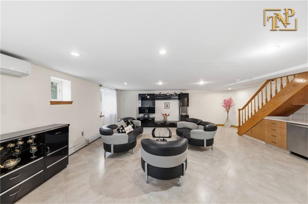 2800 East 29th Street Sheepshead Bay Brooklyn NY 11235