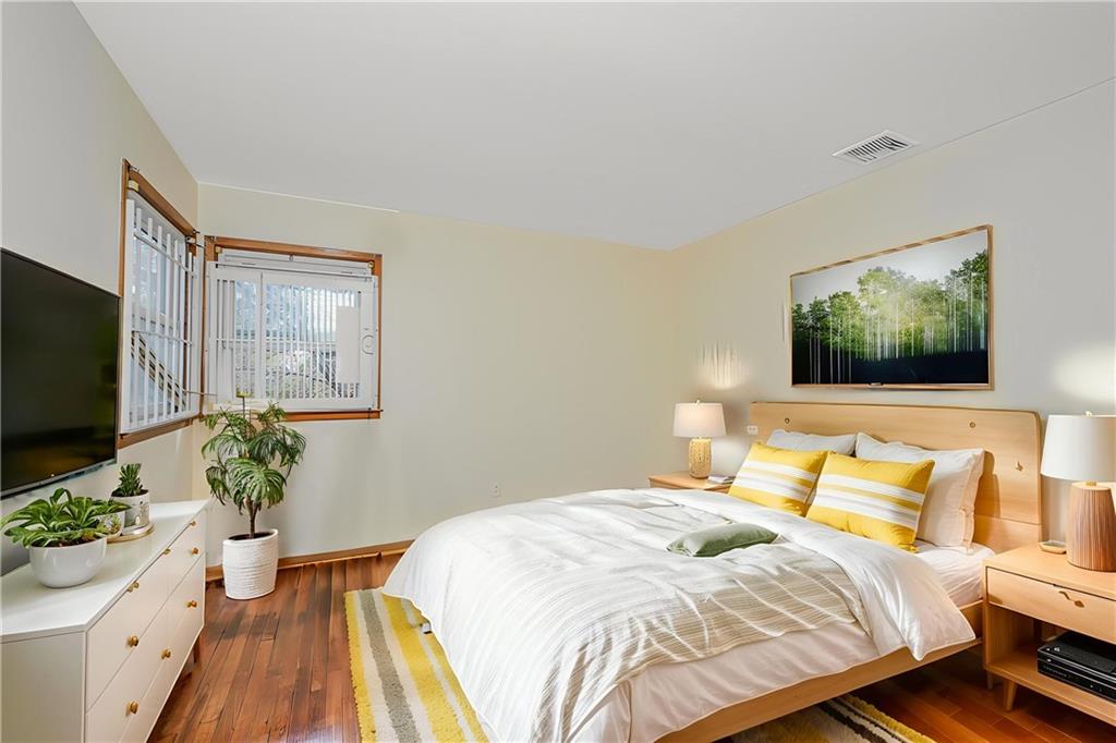 99 Park Hill Circle Clifton Staten Island NY 10304