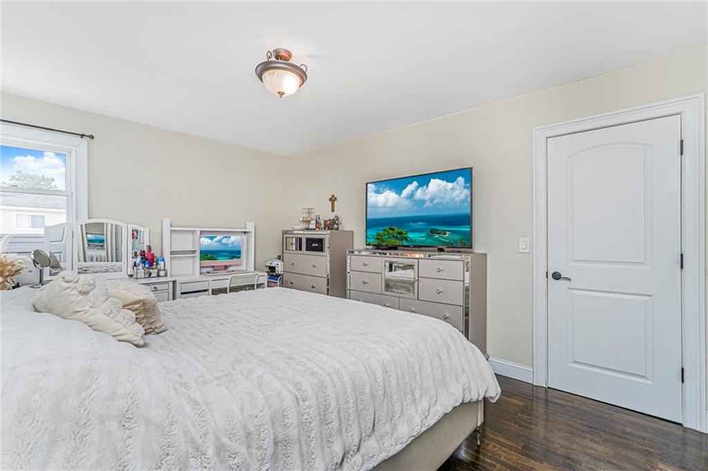 28 Drumgoole Road Arden Heights Staten Island NY 10312