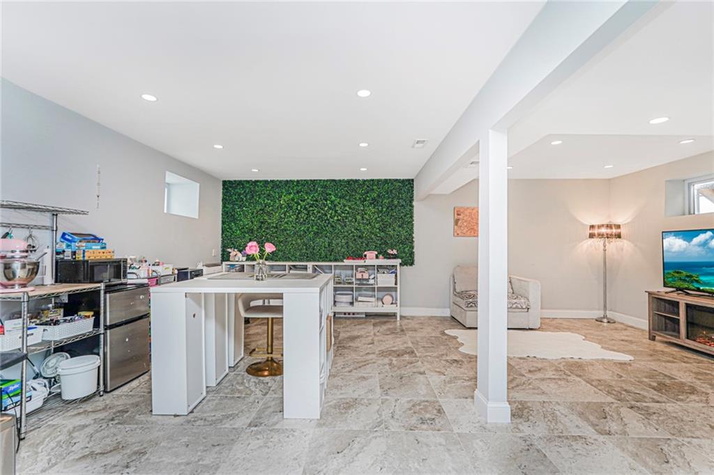 28 Drumgoole Road Arden Heights Staten Island NY 10312