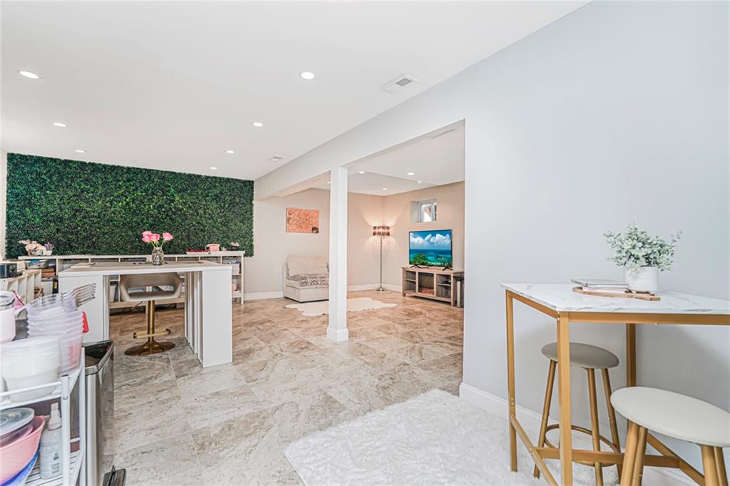 28 Drumgoole Road Arden Heights Staten Island NY 10312