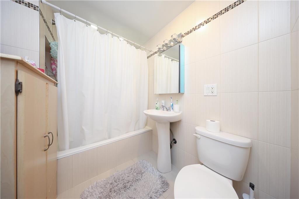 2415 East 27th Street Sheepshead Bay Brooklyn NY 11235