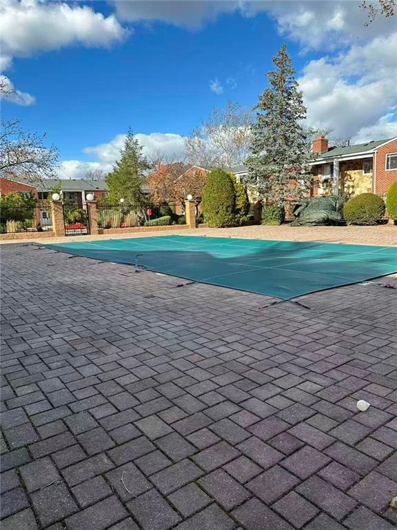 1290 Rockland Avenue New Springville Staten Island NY 10304