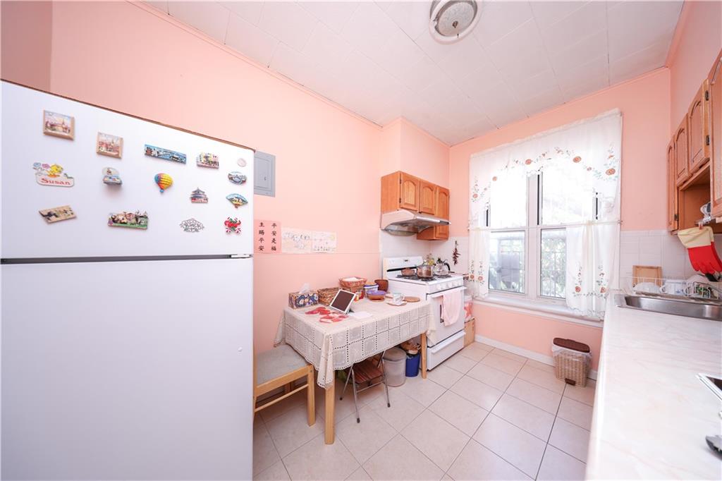 2176 East 13th Street Sheepshead Bay Brooklyn NY 11229