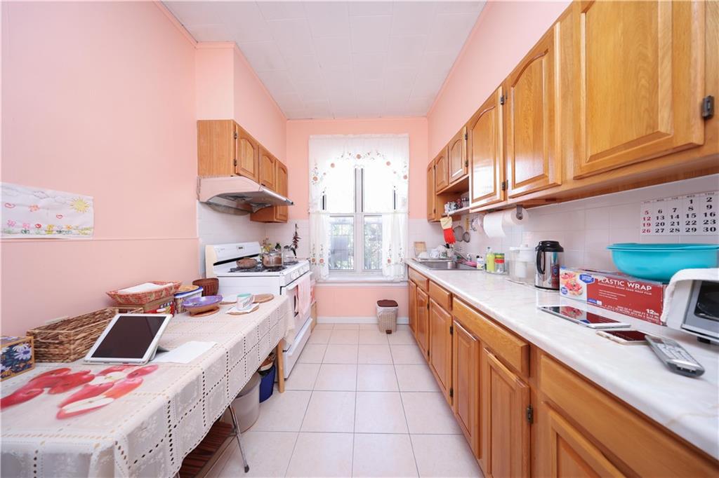 2176 East 13th Street Sheepshead Bay Brooklyn NY 11229