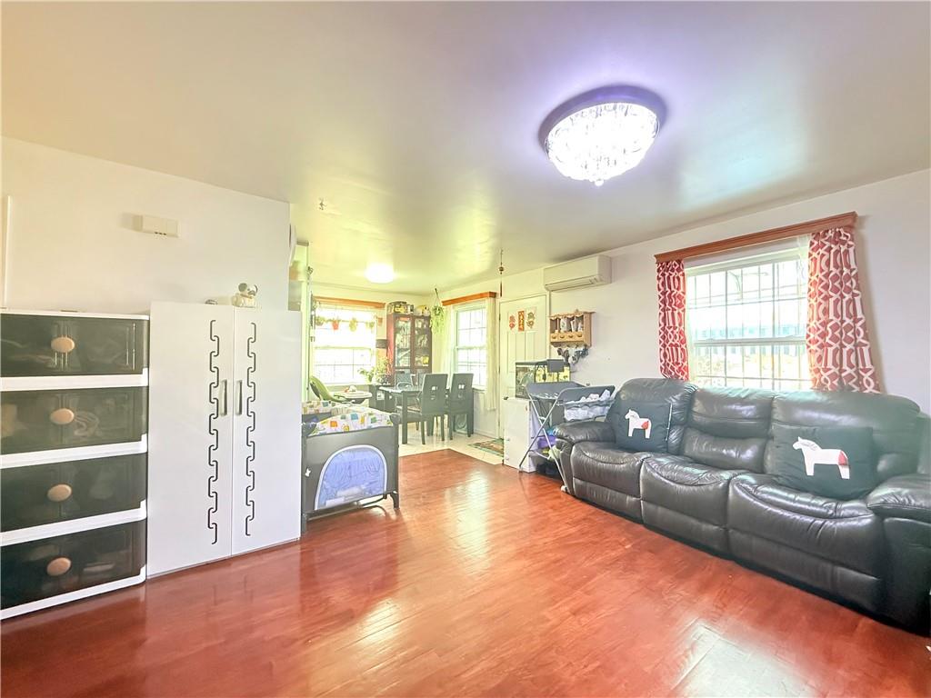 33 Geo Court Park Hill Staten Island NY 10304