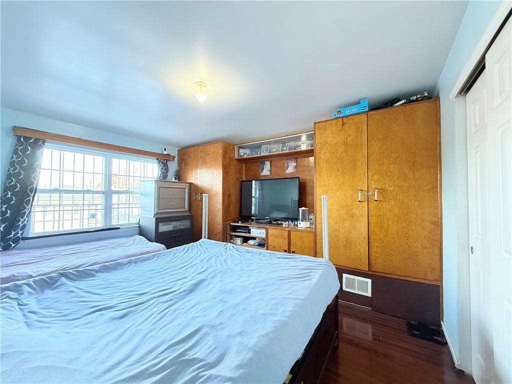 33 Geo Court Park Hill Staten Island NY 10304