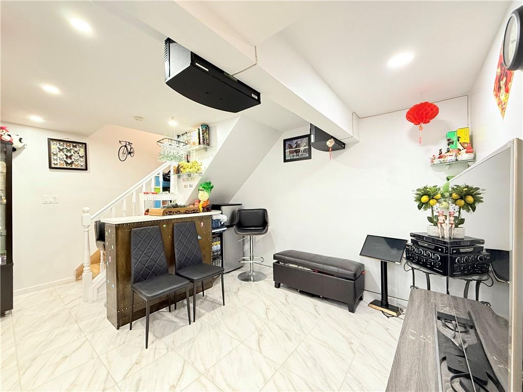 33 Geo Court Park Hill Staten Island NY 10304