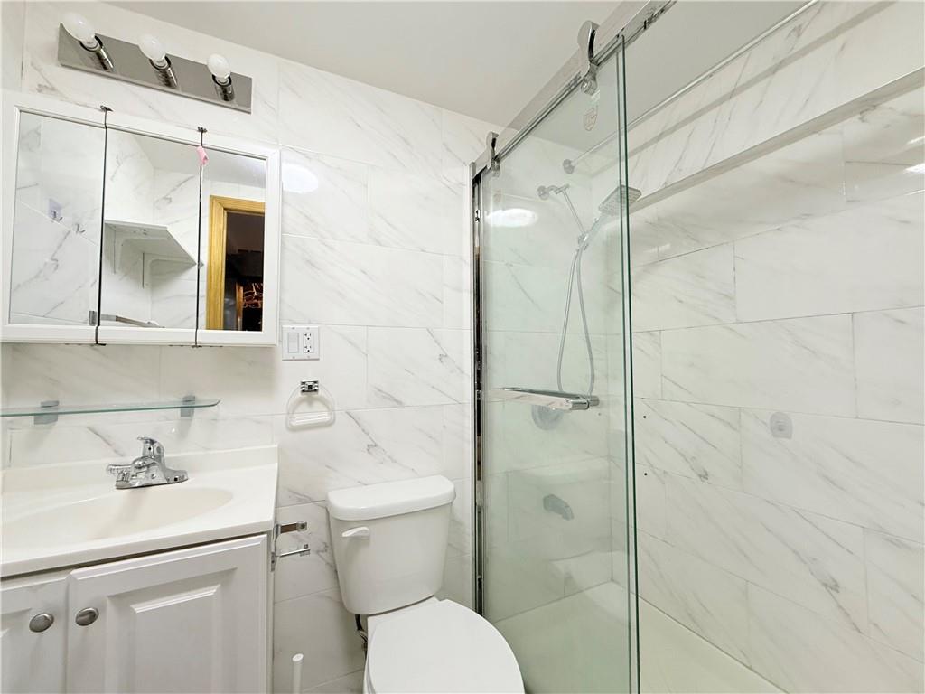 33 Geo Court Park Hill Staten Island NY 10304