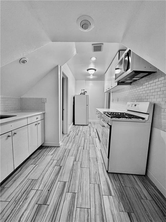 35 Norwood Avenue Clifton Staten Island NY 10304