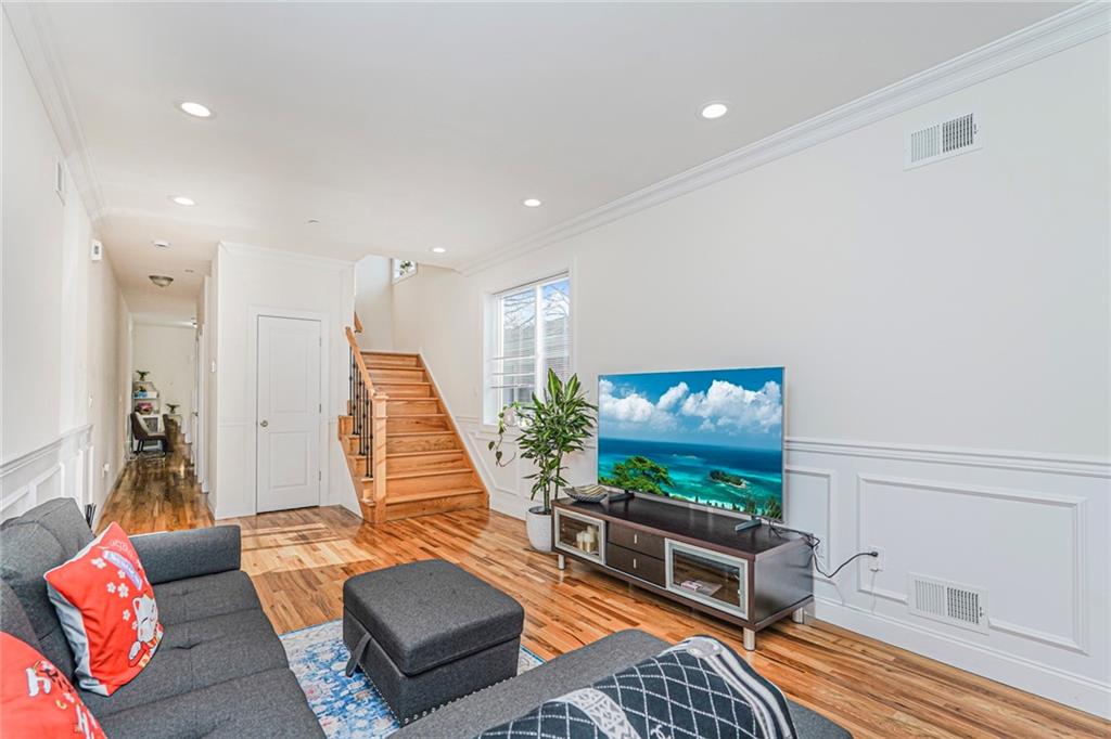 25 Ardmore Avenue Westerleigh Staten Island NY 10314