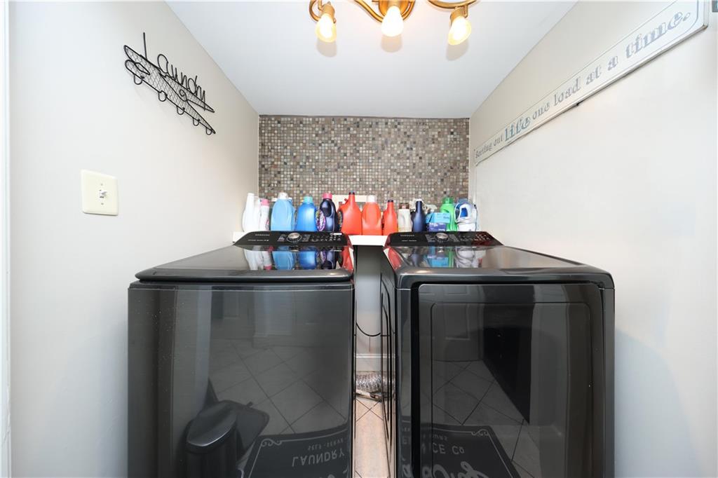 32 Belair Lane Rosebank Staten Island NY 10305