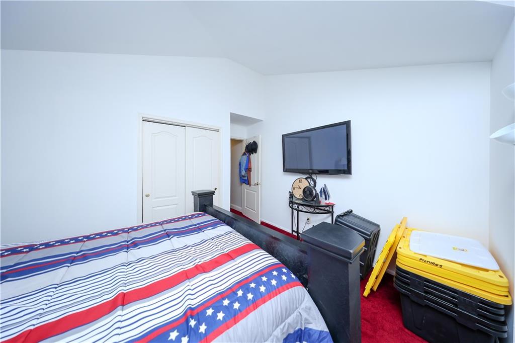 32 Belair Lane Rosebank Staten Island NY 10305