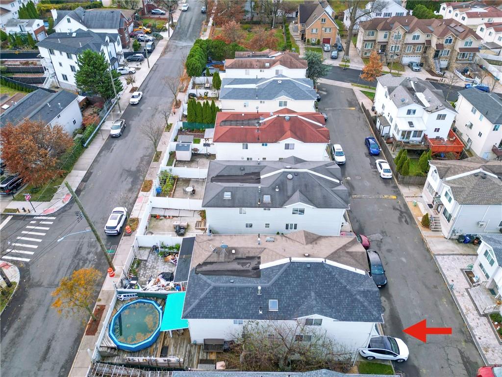 32 Belair Lane Rosebank Staten Island NY 10305