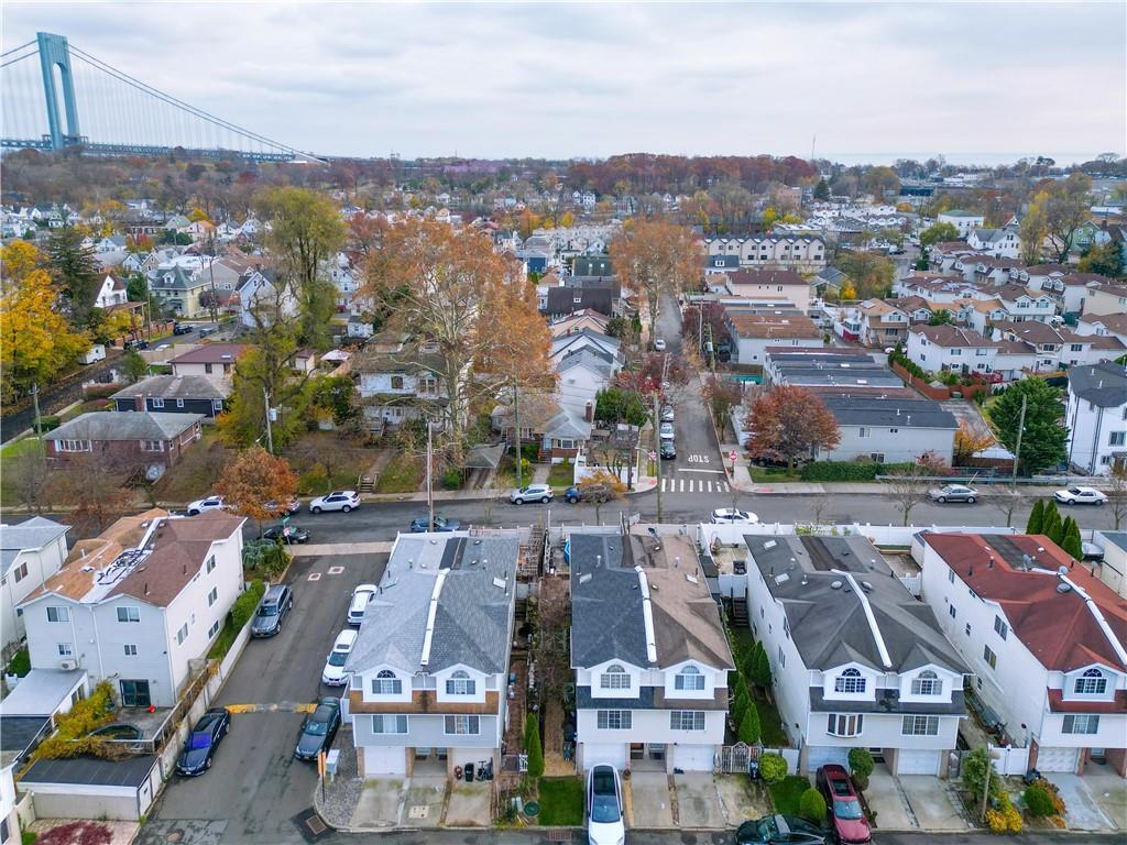 32 Belair Lane Rosebank Staten Island NY 10305