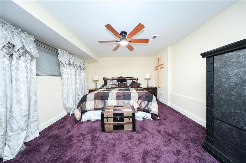 32 Belair Lane Rosebank Staten Island NY 10305