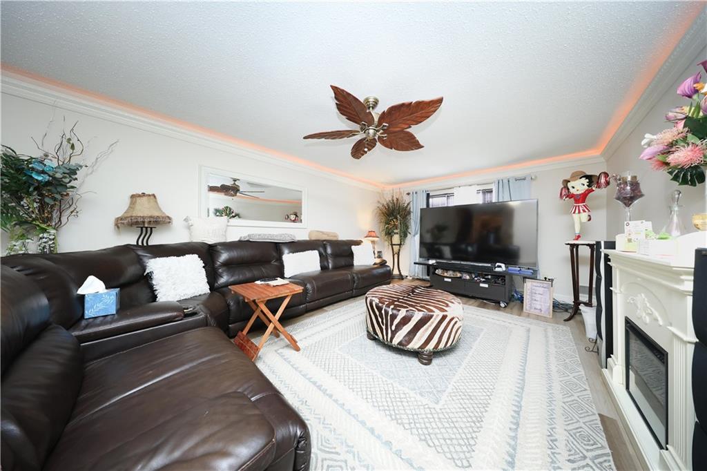 32 Belair Lane Rosebank Staten Island NY 10305