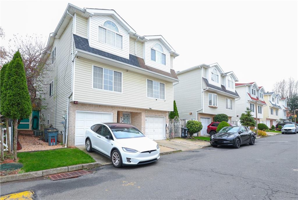 32 Belair Lane Rosebank Staten Island NY 10305