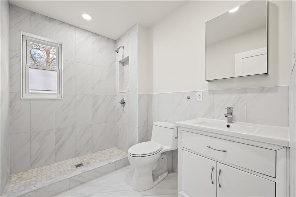 2567 East 29th Street Sheepshead Bay Brooklyn NY 11235