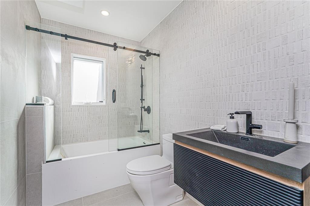 1665 East 8th Street Homecrest Brooklyn NY 11223