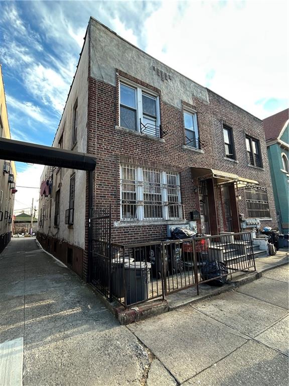 4713 7 Avenue Sunset Park Brooklyn NY 11220