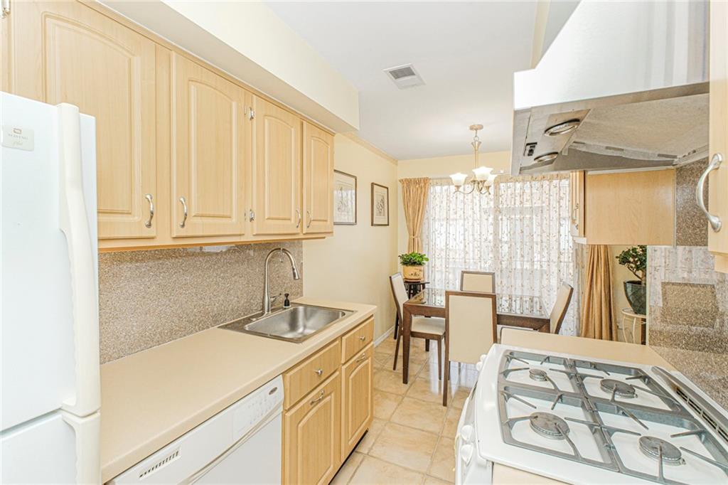 31 Ramsey Lane Manor Heights Staten Island NY 10314