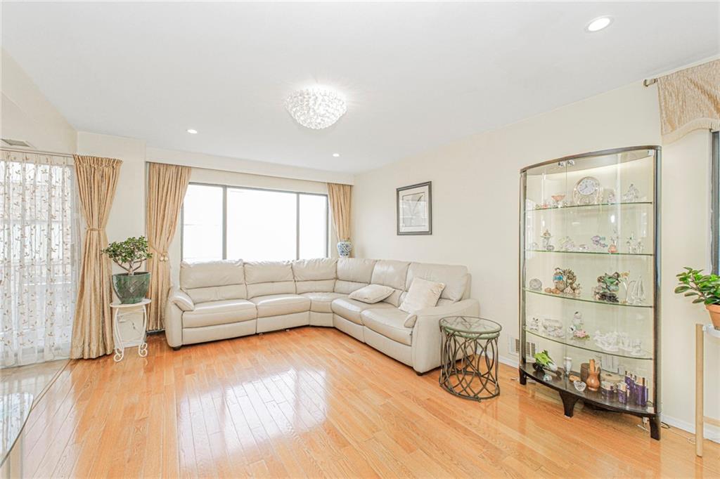 31 Ramsey Lane Manor Heights Staten Island NY 10314