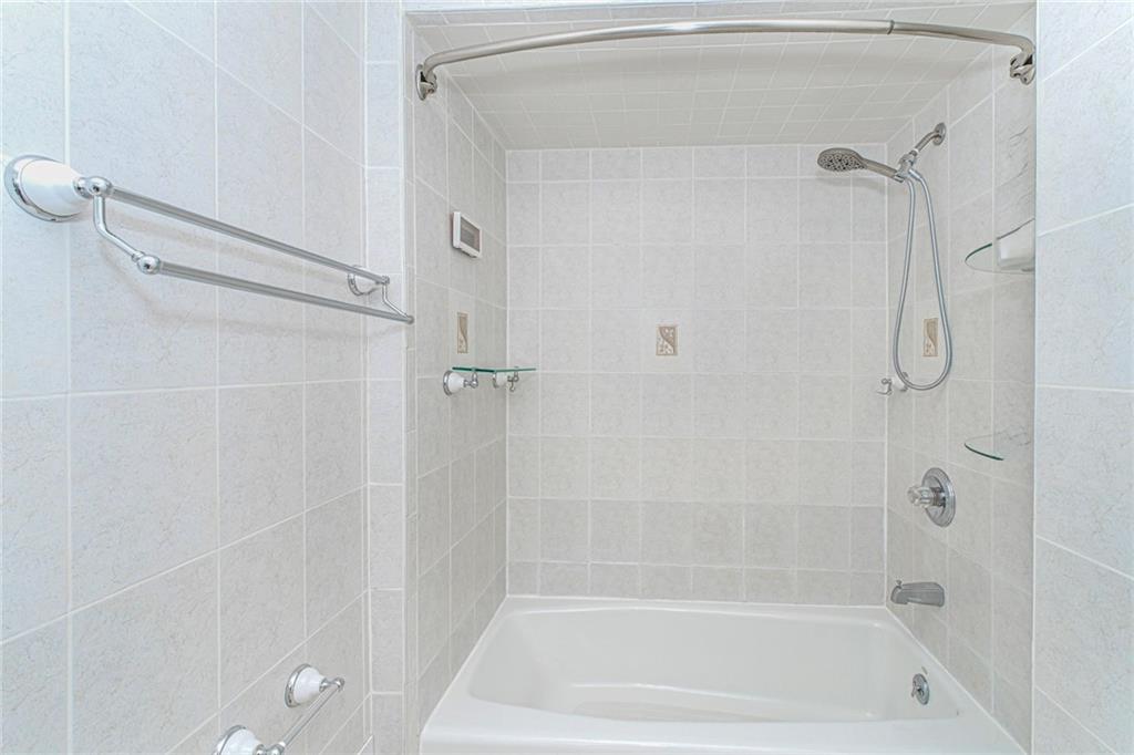 31 Ramsey Lane Manor Heights Staten Island NY 10314