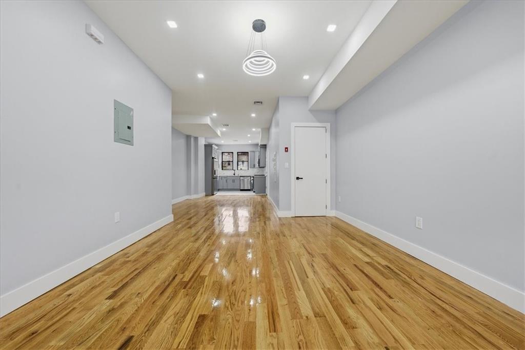 2862 Briggs Avenue Bedford Park Bronx NY 10458