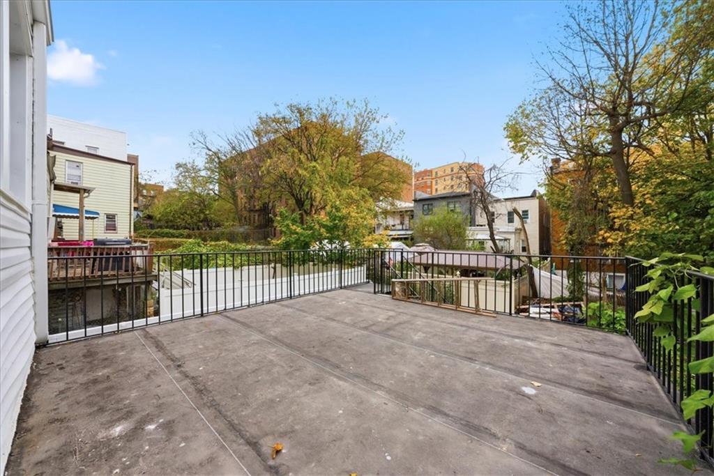 2862 Briggs Avenue Bedford Park Bronx NY 10458