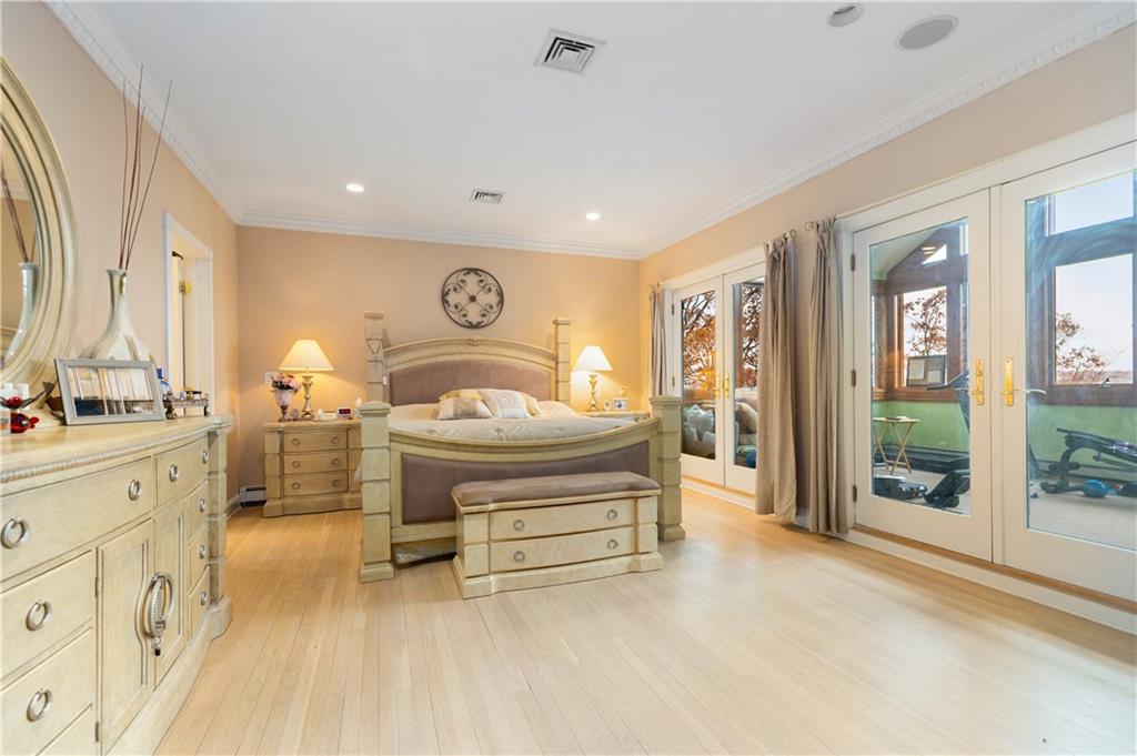 16 Diana Trail Emerson Hill Staten Island NY 10304