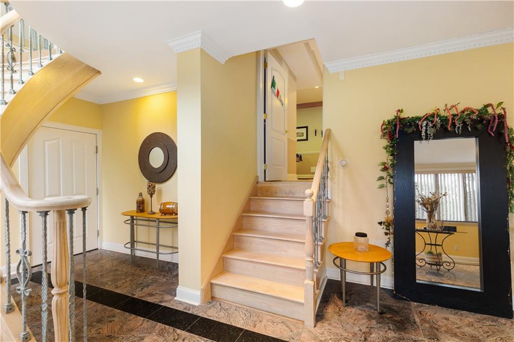 16 Diana Trail Emerson Hill Staten Island NY 10304