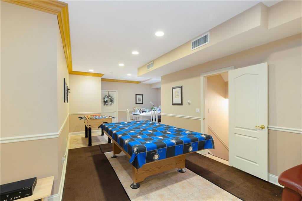 16 Diana Trail Emerson Hill Staten Island NY 10304