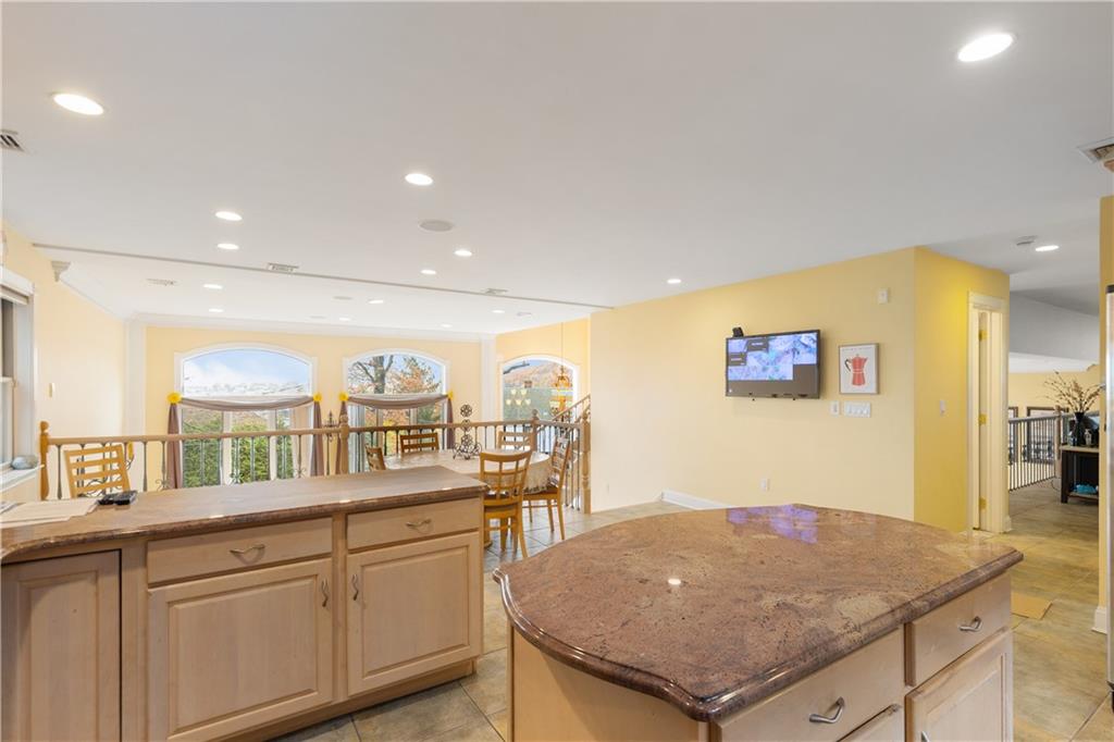 16 Diana Trail Emerson Hill Staten Island NY 10304