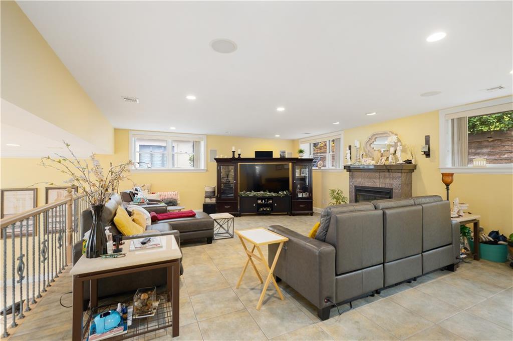 16 Diana Trail Emerson Hill Staten Island NY 10304