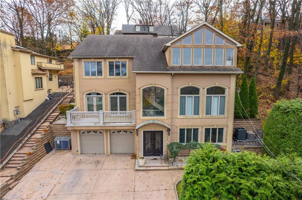 16 Diana Trail Emerson Hill Staten Island NY 10304