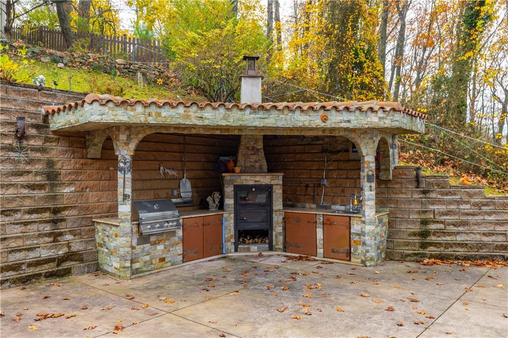 16 Diana Trail Emerson Hill Staten Island NY 10304