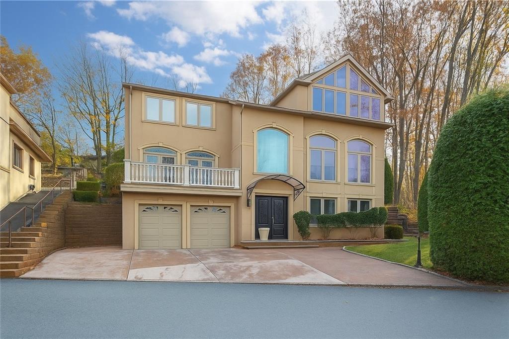 16 Diana Trail Emerson Hill Staten Island NY 10304