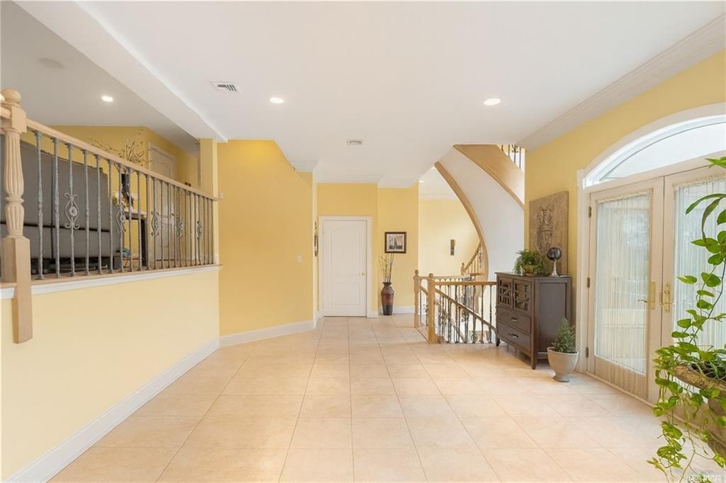 16 Diana Trail Emerson Hill Staten Island NY 10304