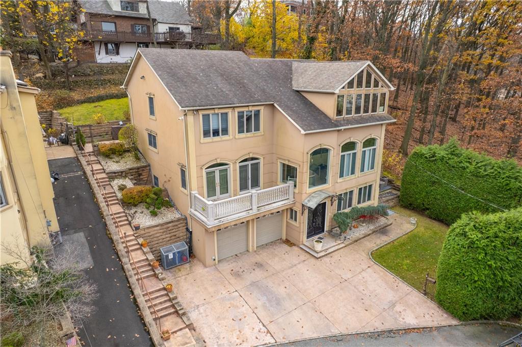 16 Diana Trail Emerson Hill Staten Island NY 10304