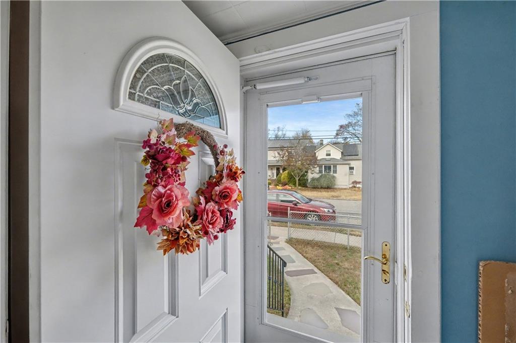 74 Nassau Street Out of NYC Islip NY 11752