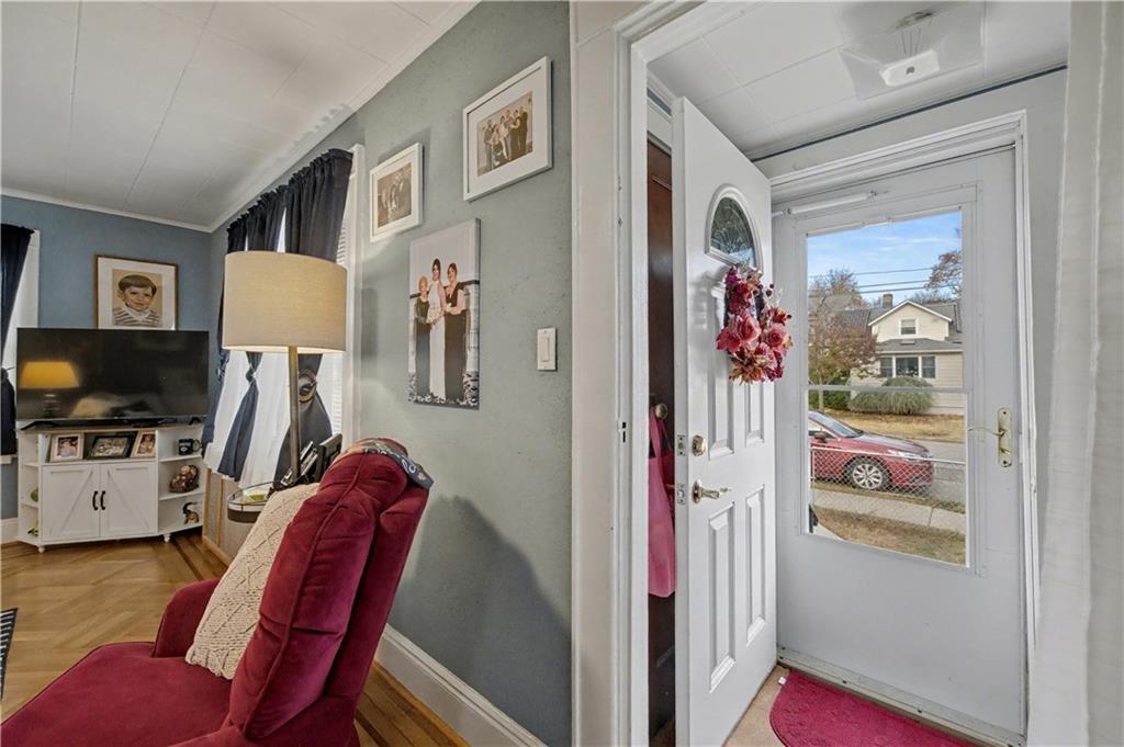 74 Nassau Street Out of NYC Islip NY 11752