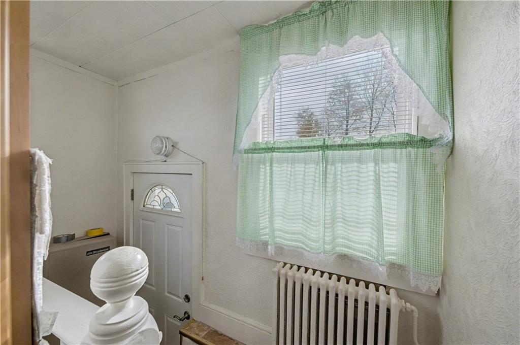 74 Nassau Street Out of NYC Islip NY 11752