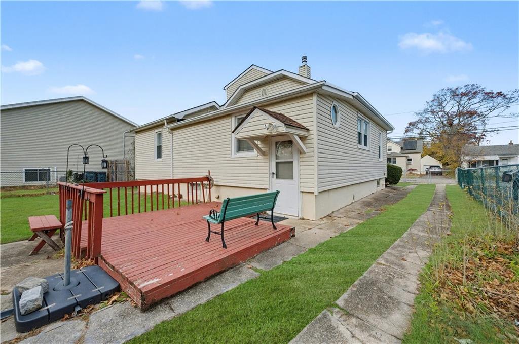 74 Nassau Street Out of NYC Islip NY 11752