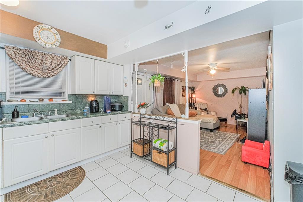 44 longdale Street Bulls Head Staten Island NY 10314