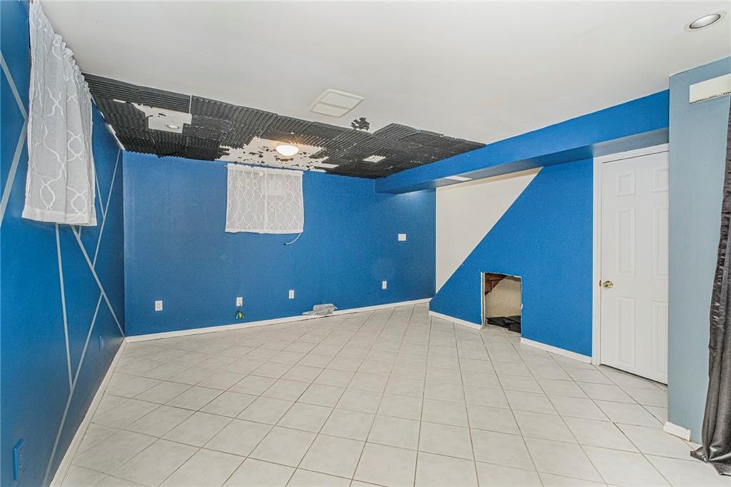 44 longdale Street Bulls Head Staten Island NY 10314