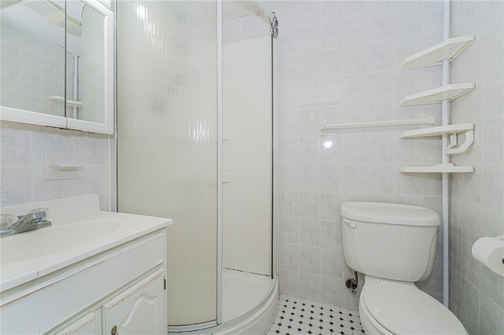 44 longdale Street Bulls Head Staten Island NY 10314