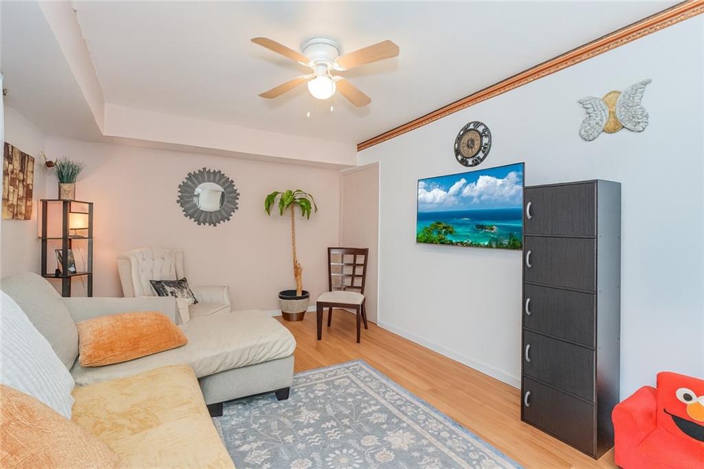 44 longdale Street Bulls Head Staten Island NY 10314